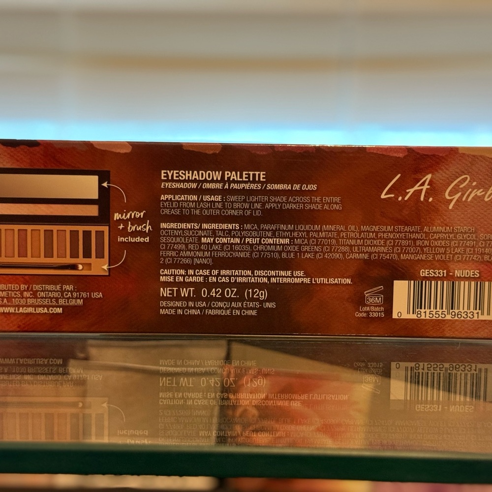 L.A. Colors Eyeshadow Palette - Rich Browns - Picture 7 of 7